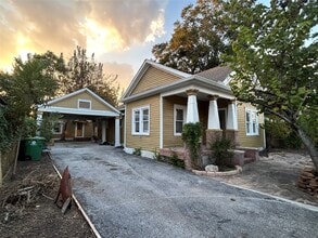 Building Photo - 209 Walton St