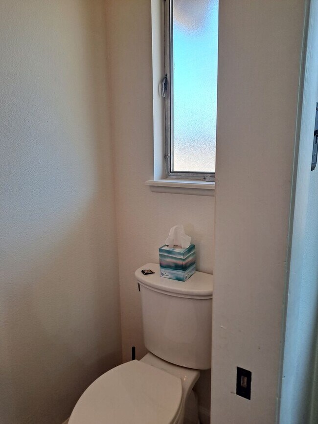 Building Photo - 936-10 Molello   #25-27 Villa Drive