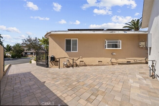 Building Photo - 10801 1/2 Wescott Avenue Unit