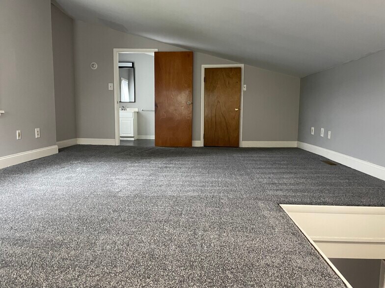 Bedroom with large closet - 126 W Front St