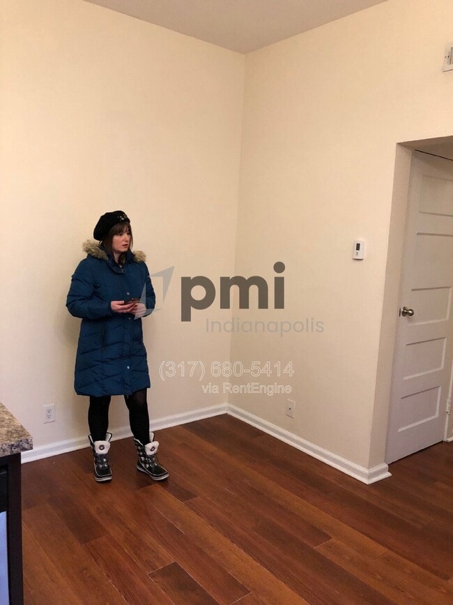 Building Photo - 406 N Delaware St