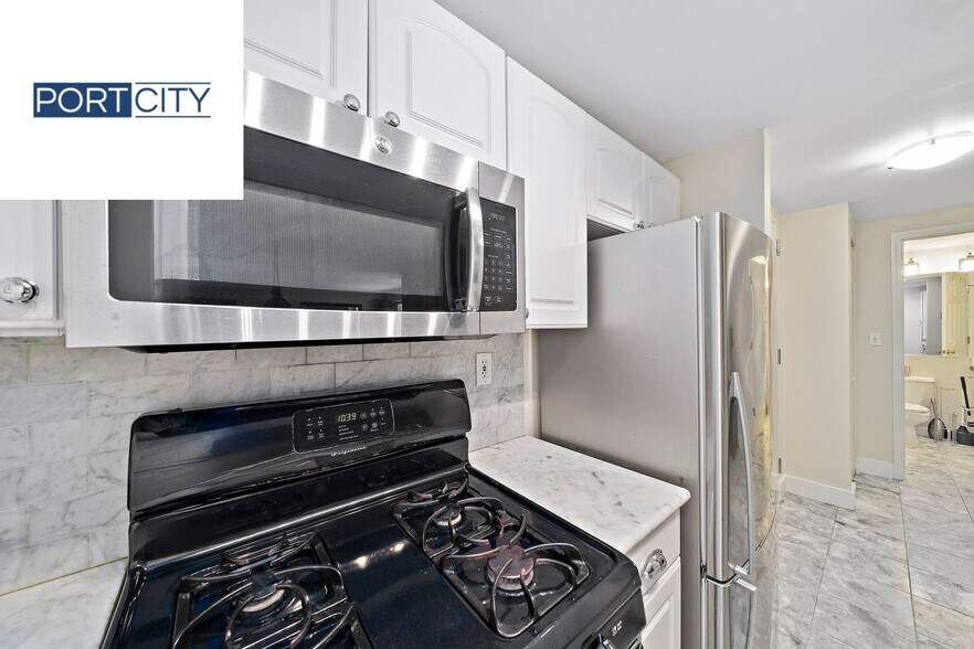 Building Photo - 15 N Beacon St