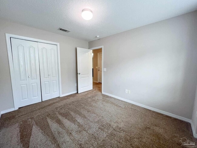 Building Photo - 705 Mozingo Ln