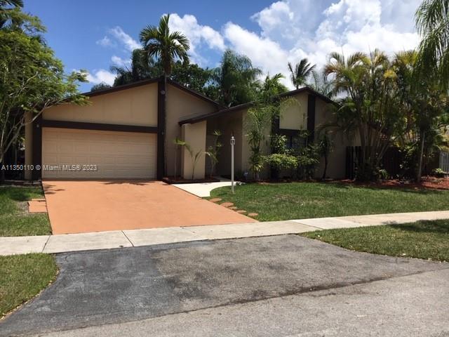 Building Photo - 12800 SW 104th Terrace
