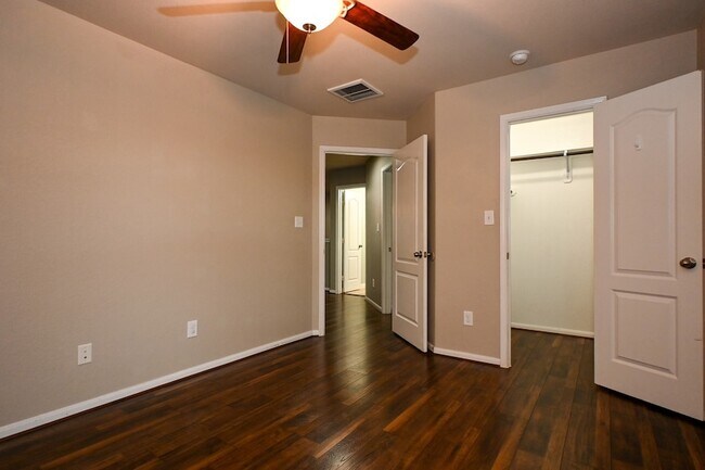 Building Photo - 9952 Morgan Creek Ln