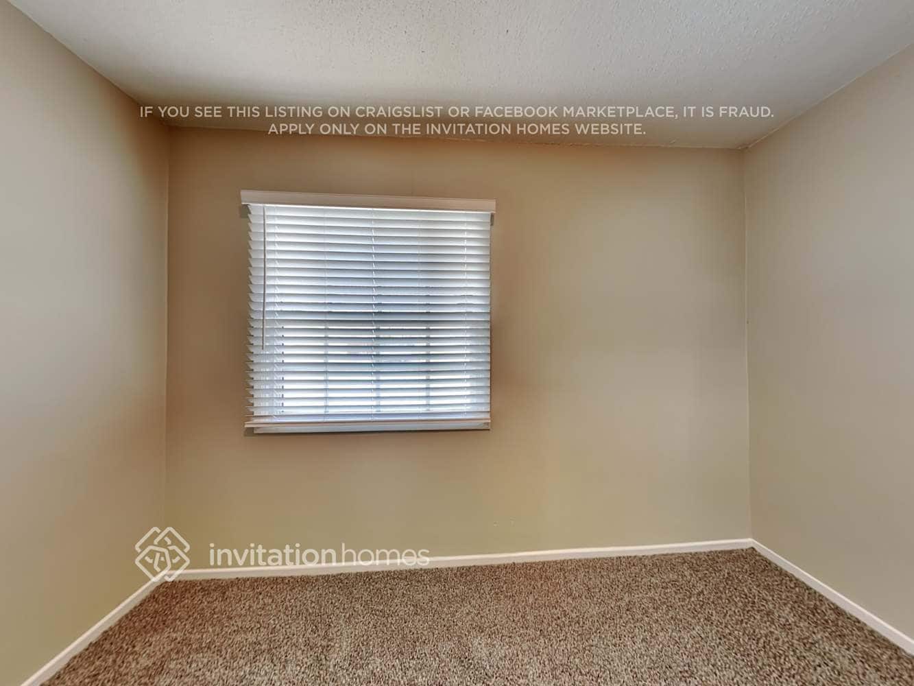 Building Photo - 490 Avignon Ct