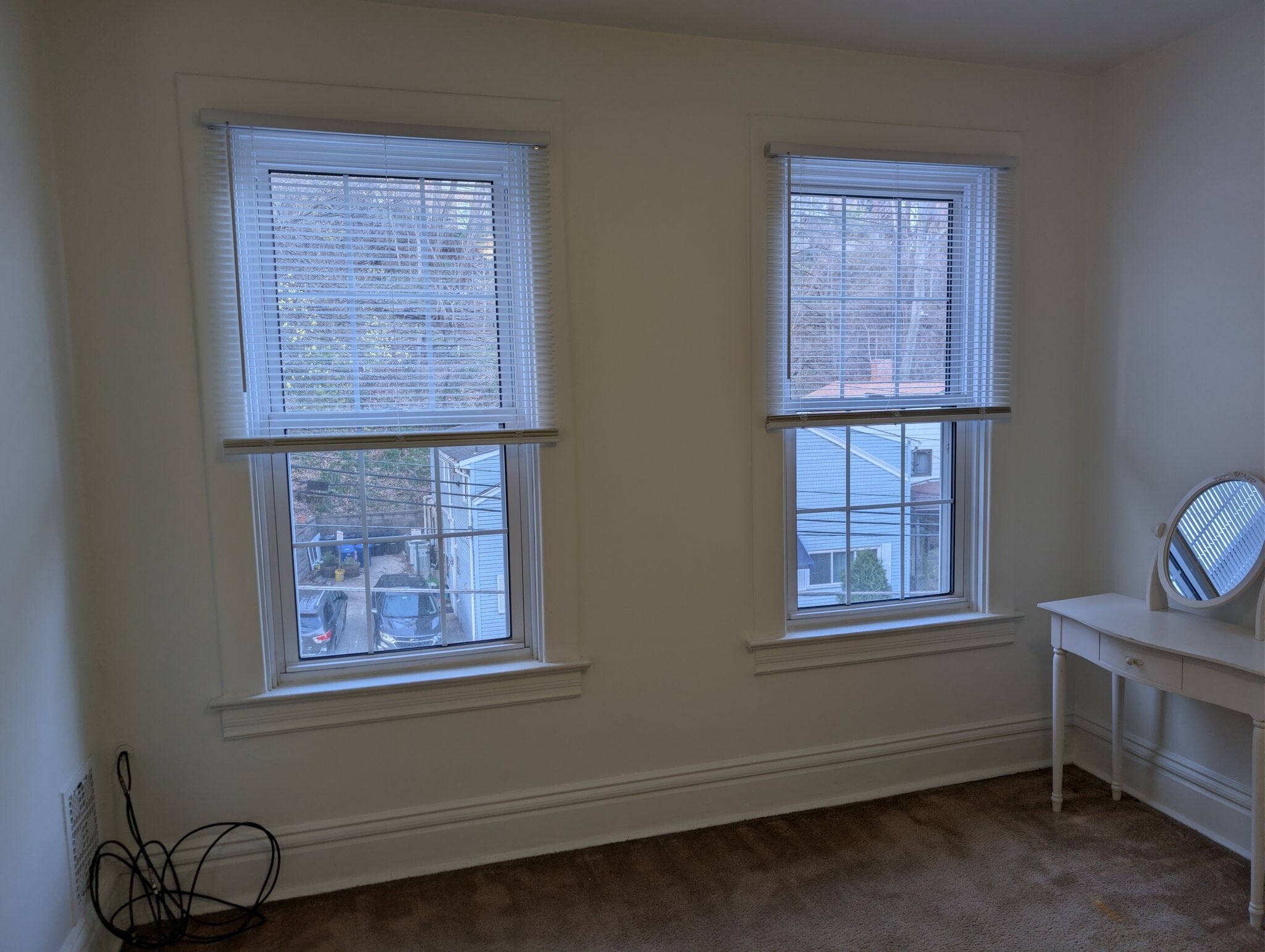 Building Photo - 143 Cape May Ave