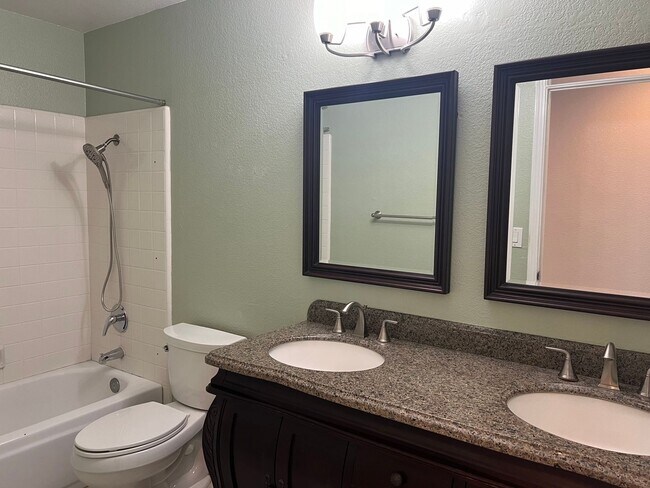 Building Photo - 1142 Rockhaven Ct. Salinas, CA 93906
