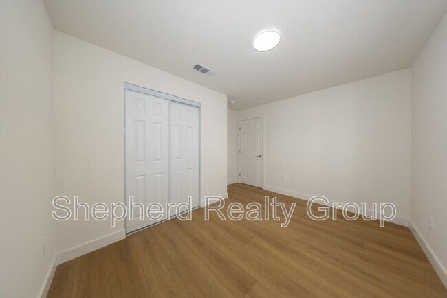 Building Photo - 7721 Janet Ave