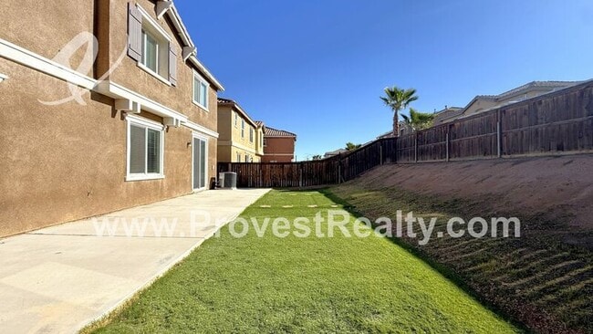 Building Photo - 13171 La Crescenta Ave