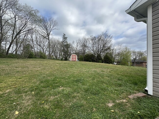 Building Photo - 361 Dupuis Dr