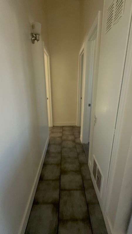 Building Photo - 2558 Cortez St