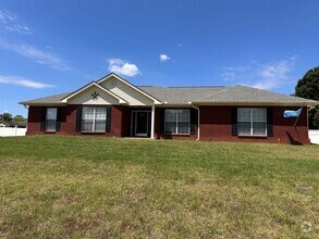 Building Photo - Wood Creek Subdivision!! Close to Ft Novo...