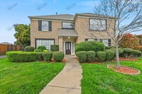 Building Photo - 3211 Wessex Cir