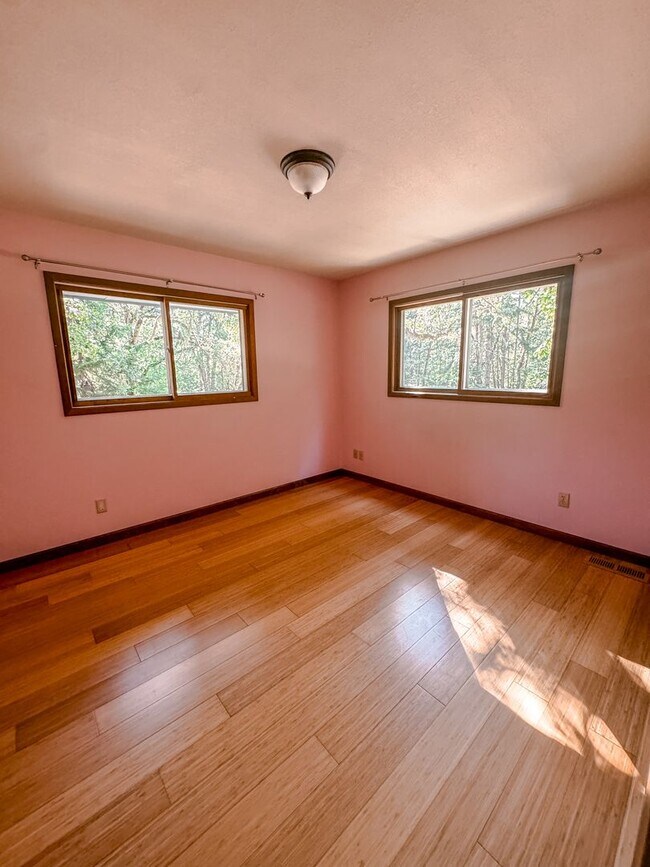 Building Photo - 31835 Owl Rd