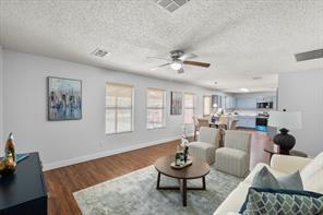 Building Photo - 812 Ericville Dr