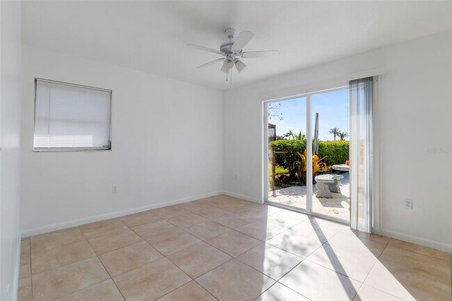 Building Photo - 1708 Claw Ct