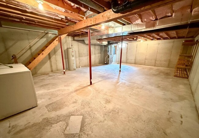 Building Photo - 2814 Kingston Dr