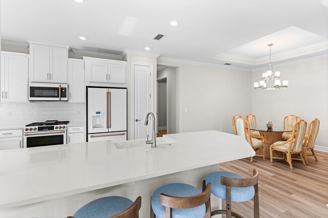 Building Photo - 15657 Gavello St