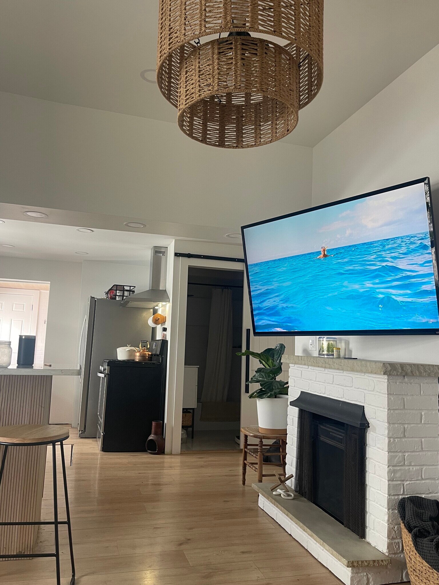 Building Photo - 419 S Mill St