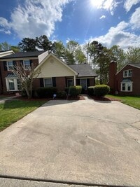 Building Photo - Newly renovated 2/2 townhome in High Point...