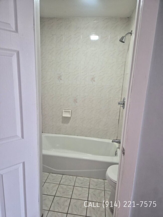 Building Photo - 224 Sommerville Pl