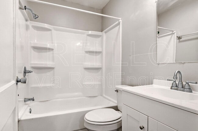 Building Photo - 3936 Rankin St