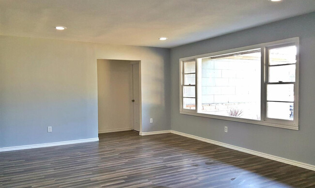 Building Photo - 4817 40th St