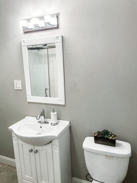 Building Photo - 618 S Hanley Rd