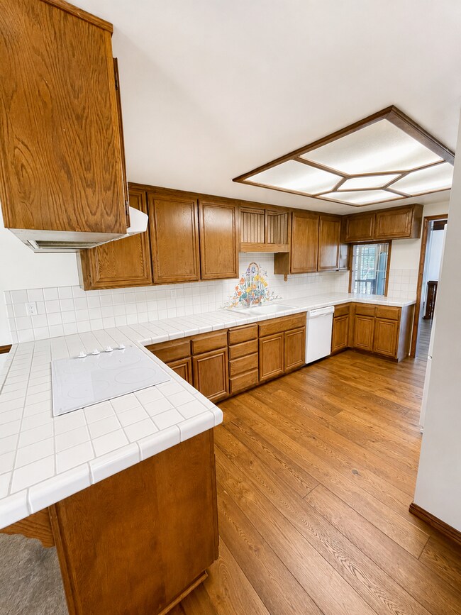 Building Photo - 3516 Windspun Dr