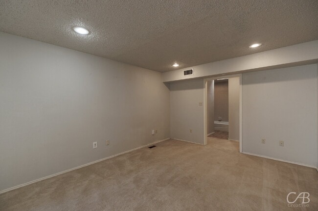 Building Photo - For Lease