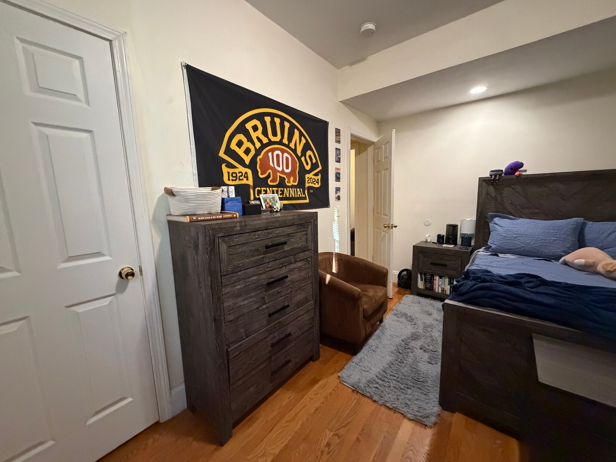 Building Photo - 56 Egmont St