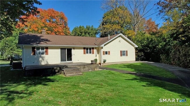 Building Photo - 32 Fernridge Rd