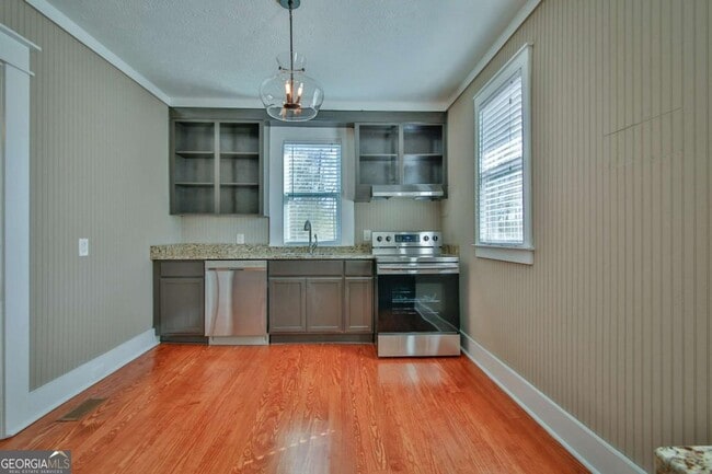 Building Photo - 239 Boulevard