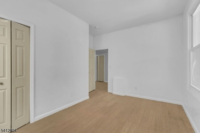 Building Photo - 123 Dodd St