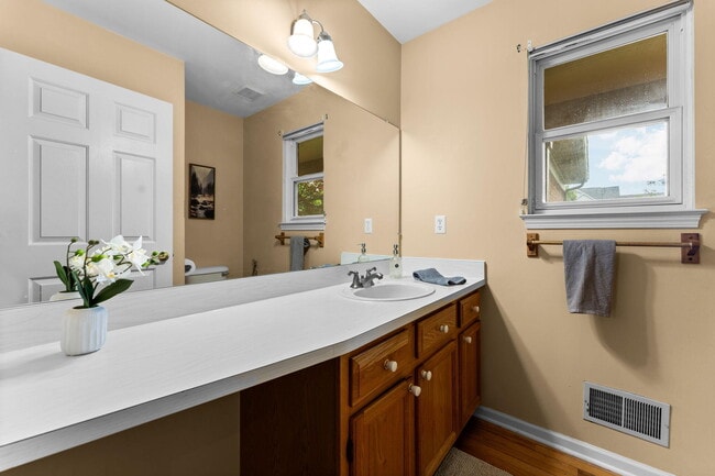 Building Photo - 4141 Crystal Creek Dr
