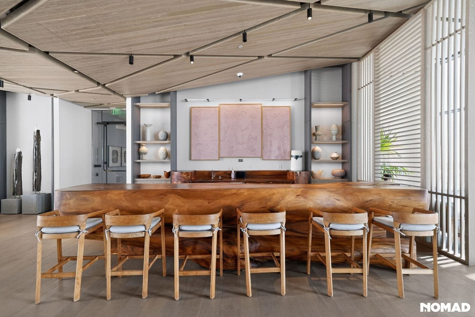 Building Photo - 1000 Auahi St