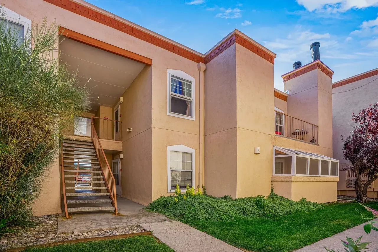 Exterior Condo - 2501 W Zia Rd