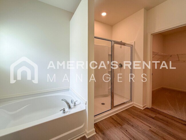 Building Photo - DEPOSIT PENDING! Coming Soon! Available to...
