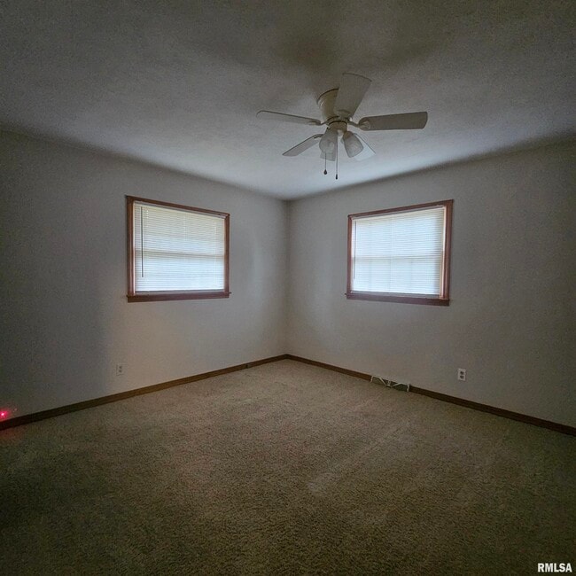 Building Photo - 15047 N Seagull Ln