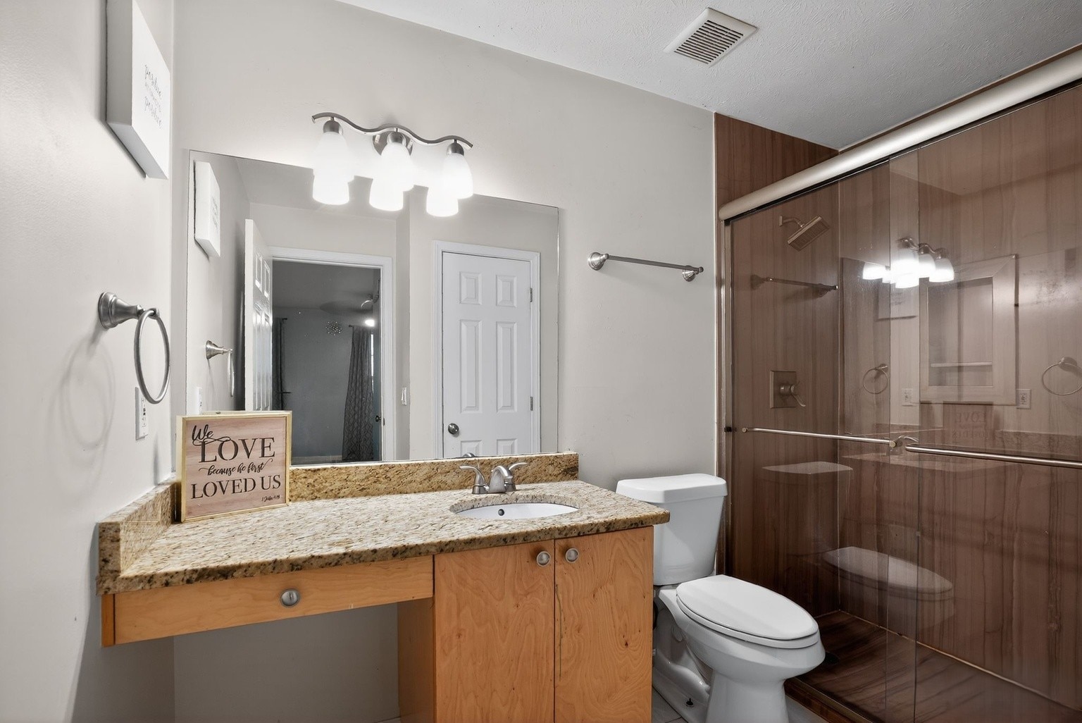 Building Photo - Room in Condo on Gettysburg Pl