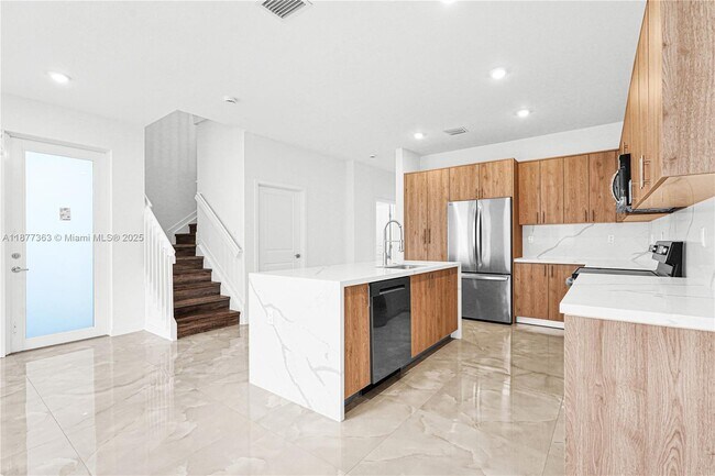 Building Photo - 22511 SW 125th Ave