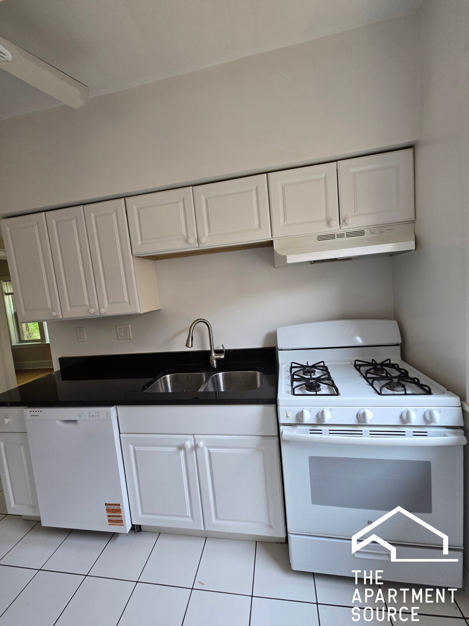 Building Photo - 908 Reba Pl