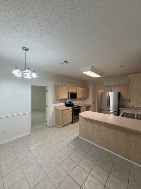 Building Photo - 883 Alawai Ave