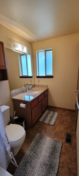 Building Photo - 19925 Wallingford Ave N