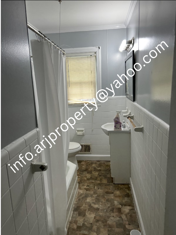 Building Photo - 105 Brasington Terrace