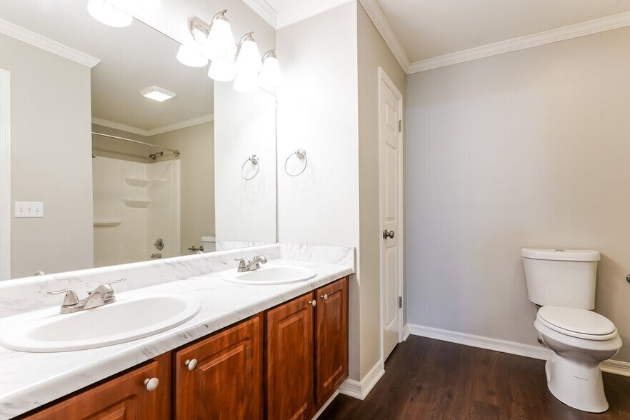 Building Photo - 2605 Paddle Wheel Dr