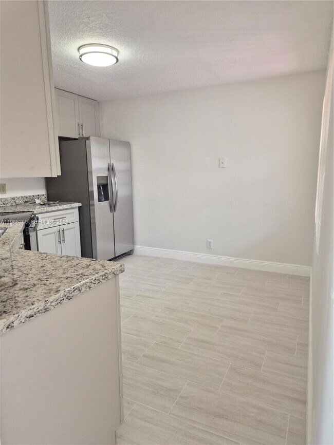 Building Photo - 17316 NW 63rd Ave