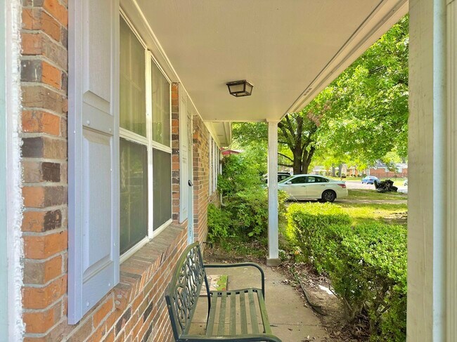 Building Photo - 4167 Cochese Rd