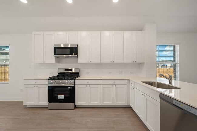 Building Photo - 1407 Hermosa Gdns
